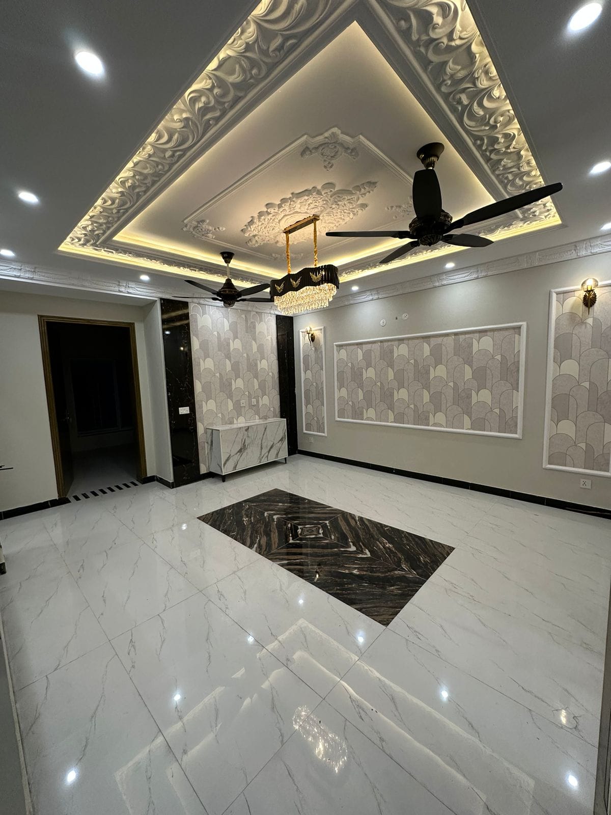 10 Marla Spanish House For Sale (15)