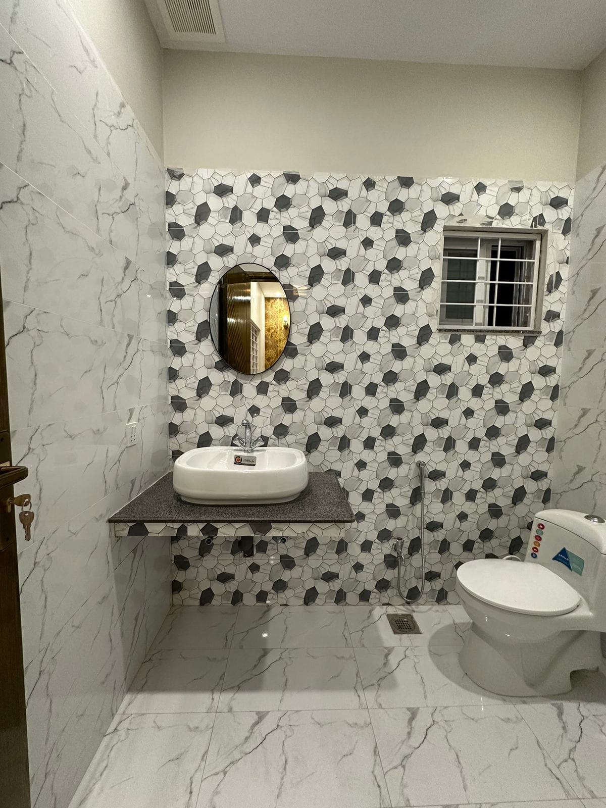 10 Marla Spanish House For Sale (17)