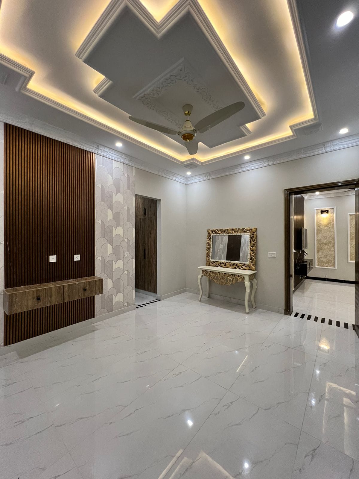 10 Marla Spanish House For Sale (2)