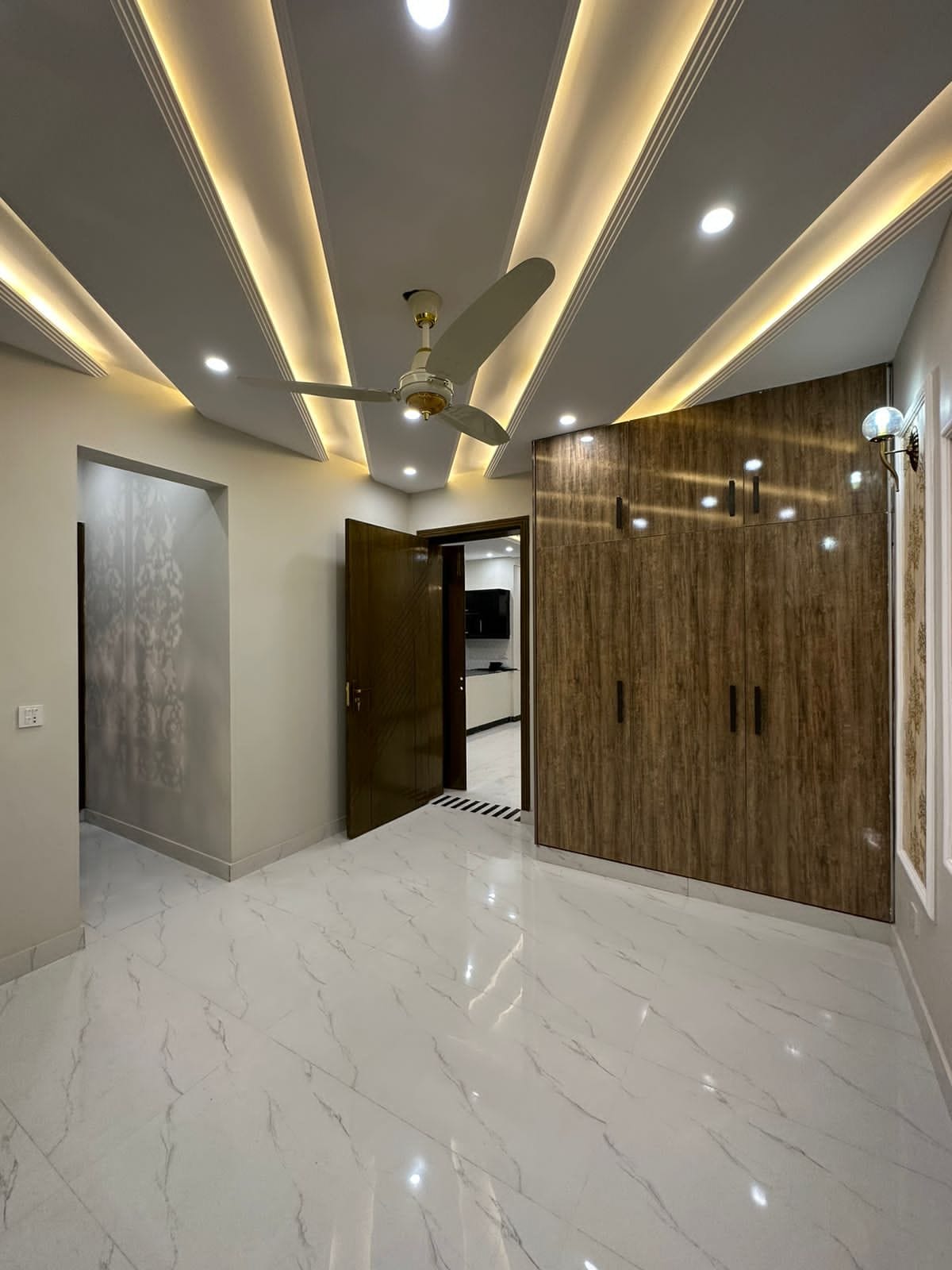 10 Marla Spanish House For Sale (8)