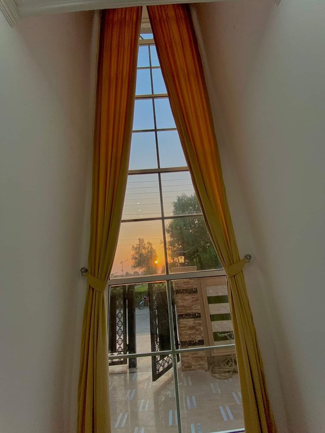 10m house for sale h block central park lahore (1)