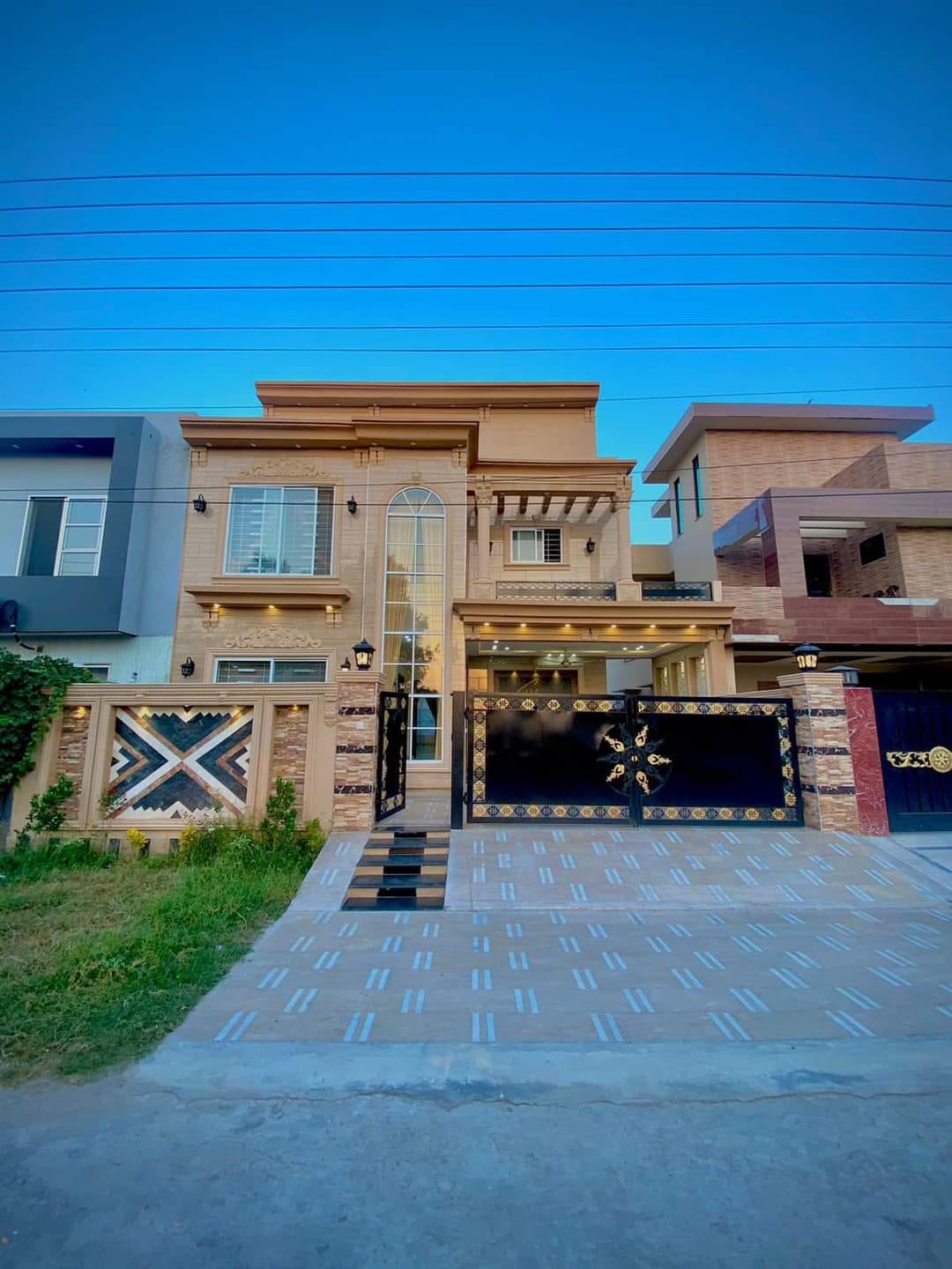 10m house for sale h block central park lahore (12)