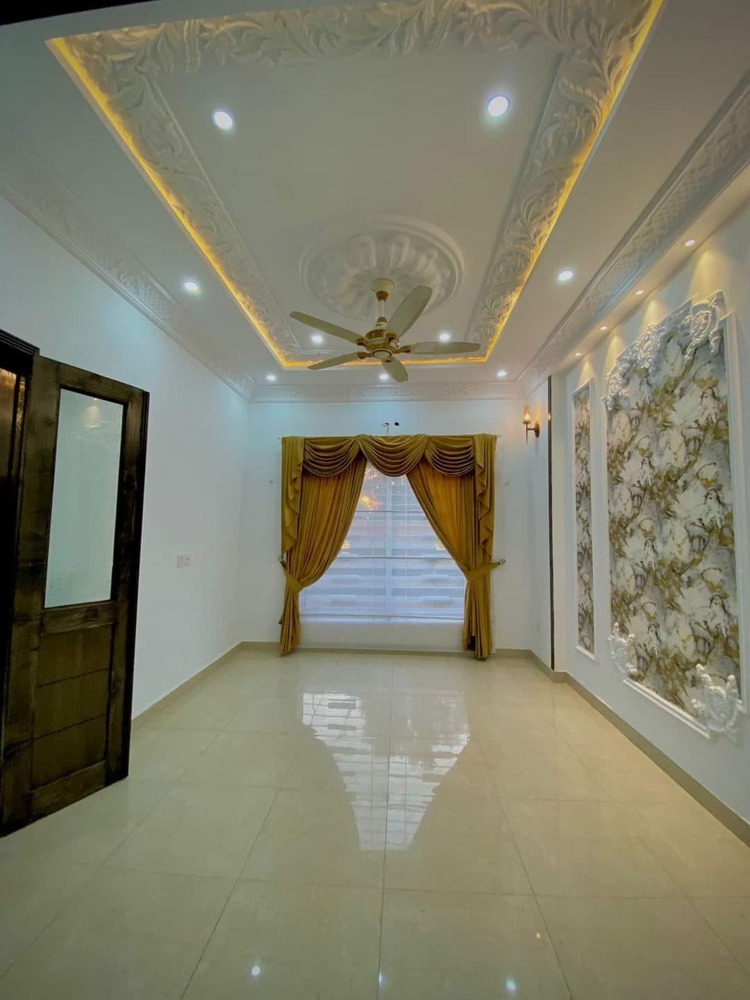 10m house for sale h block central park lahore (6)