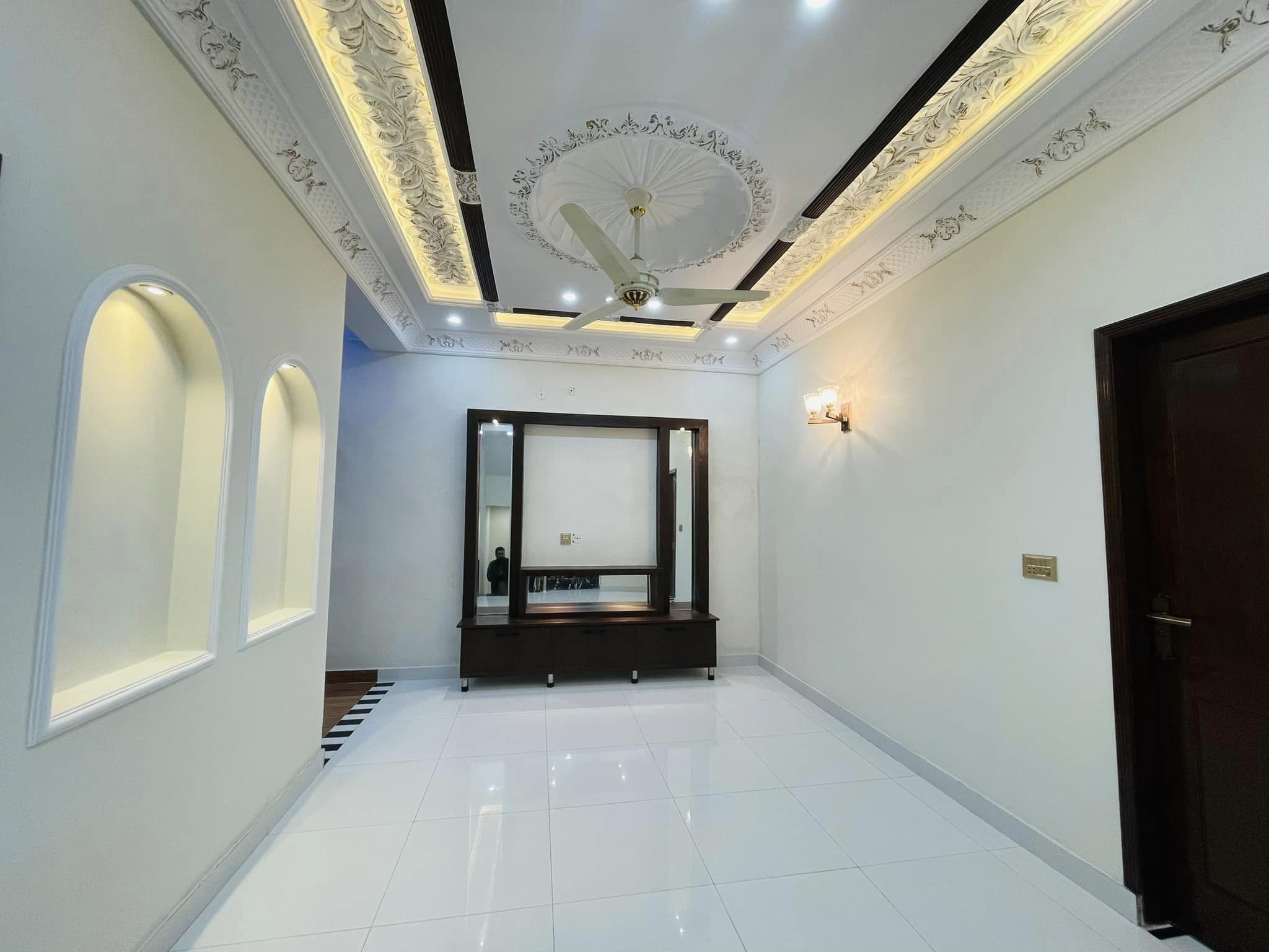 5 Marla Designer House Central Park Lahore (15)